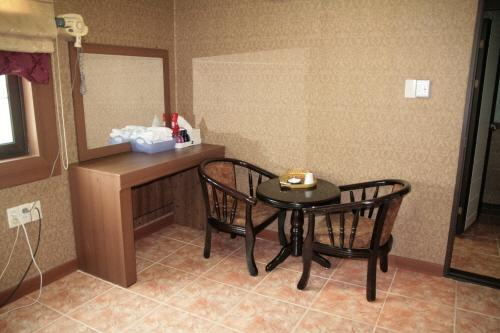 Movie Motel Jinju Zimmer foto